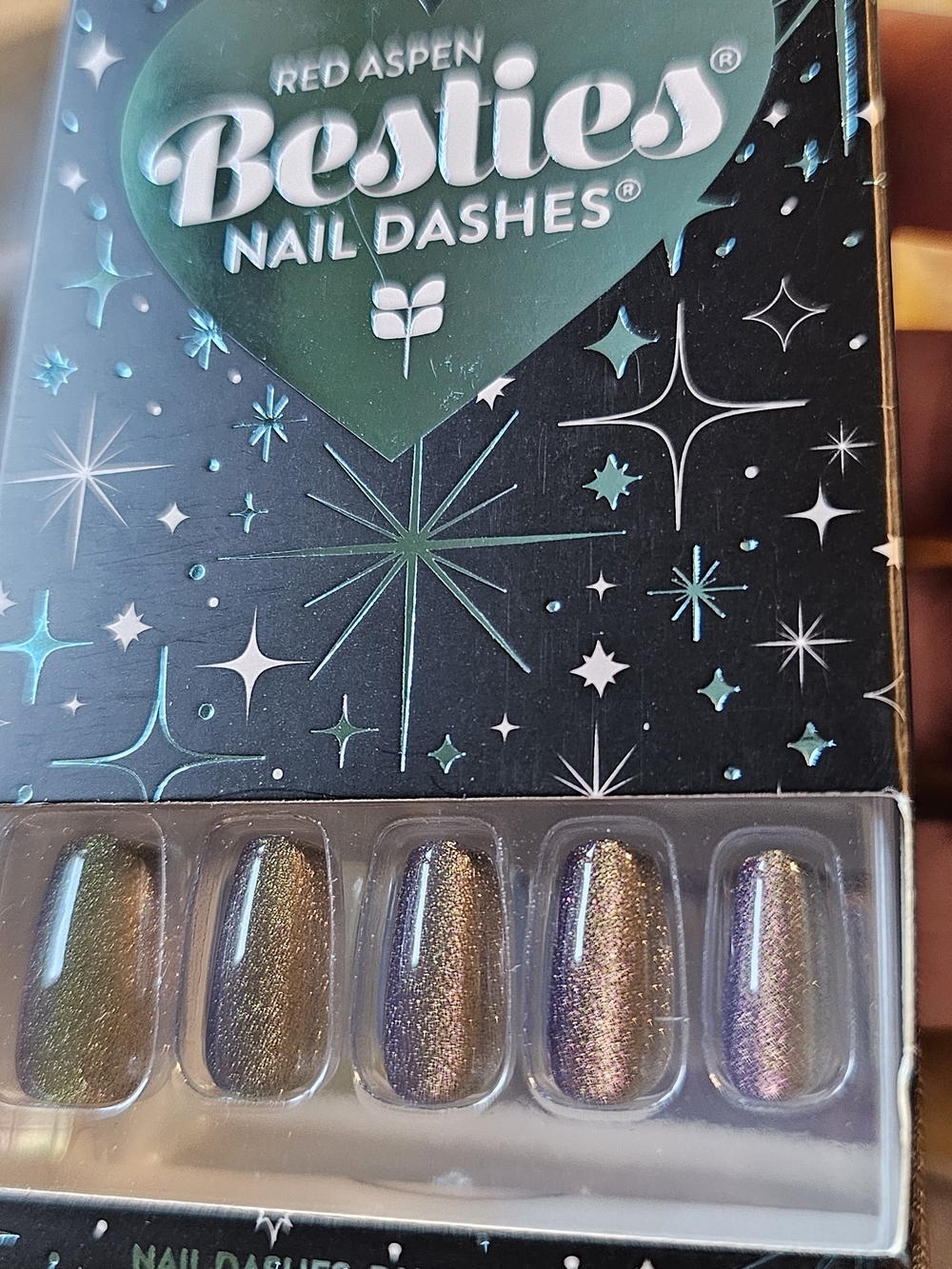 Red Aspen Besities Multichrome Press-On Nails - Iridescent Green-Purple